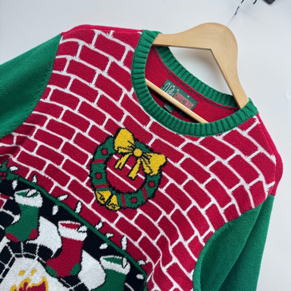 Ugly Christmas Sweater Pullover Mens L Red Fireplace Stocking Wreath Knit